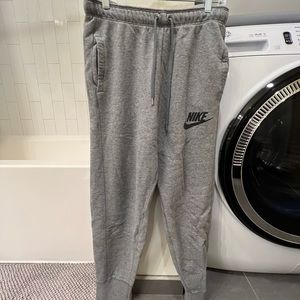 Women’s Nike Rally joggers